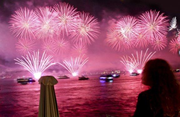 İstanbul'da görkemli Cumhuriyet bayramı kutlamaları