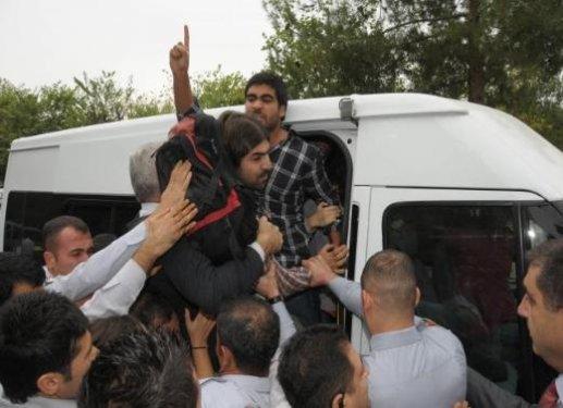 Adana'da üniversitede arbede