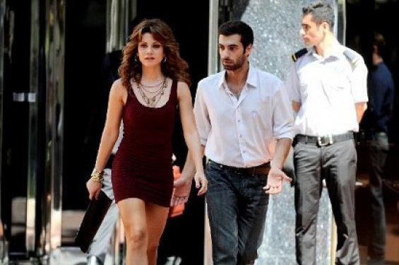 Gökçe Bahadır'a neden sevişmiyor eleştirisi