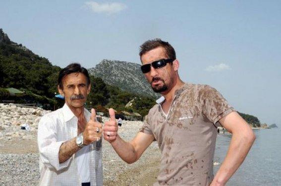 Aylar sonra Uğur Acar'ın yeni yüzü