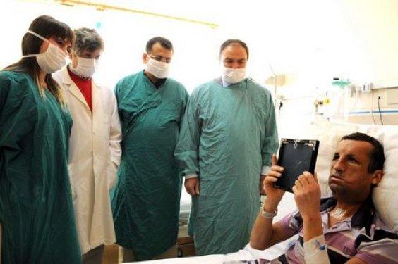 Aylar sonra Uğur Acar'ın yeni yüzü