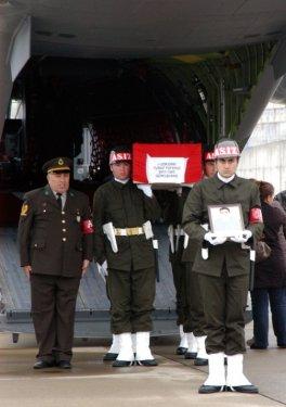 Şehit onbaşı Tüfekçi'nin cenazesi memleketine getirildi