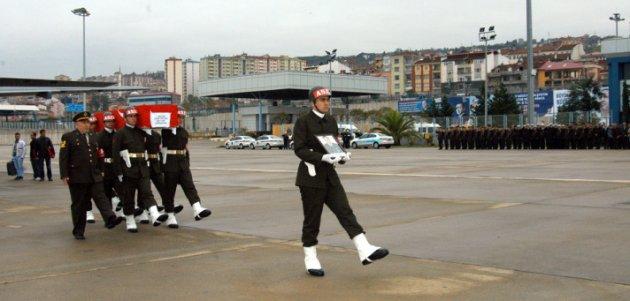 Trabzon şehitlerini uğurladı