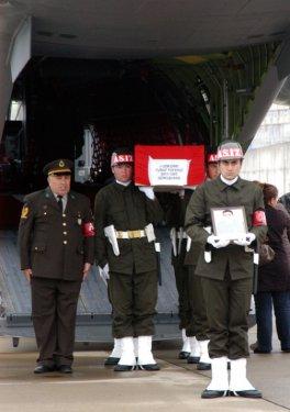 Trabzon şehitlerini uğurladı