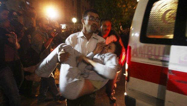 İsrail havadan-karadan Gazze'yi vurdu