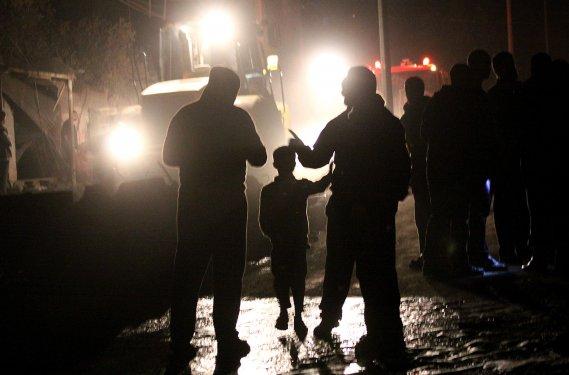 İsrail havadan-karadan Gazze'yi vurdu