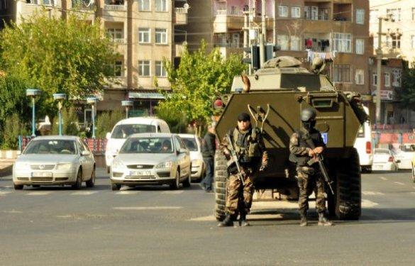 Polis Diyarbakır'da geniş güvenlik önlemleri aldı 