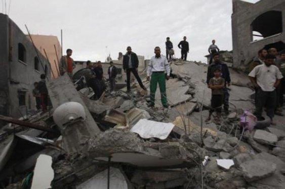 İsrail Hamas'ın karargahını vurdu 