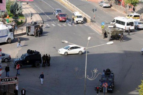 Polis Diyarbakır'da geniş güvenlik önlemleri aldı 