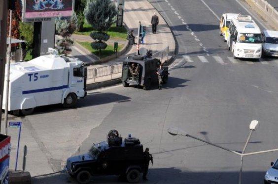 Polis Diyarbakır'da geniş güvenlik önlemleri aldı 