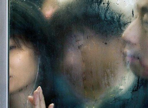 Tokyo metrosunda Çin işkencesi