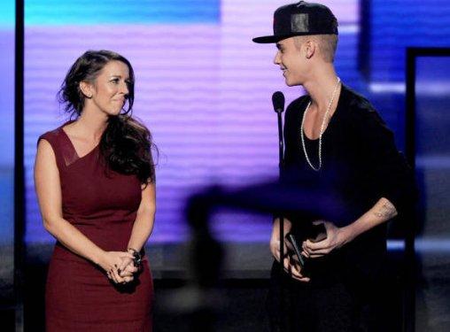 2012 Amerikan Müzik Ödülleri sahiplerini buldu