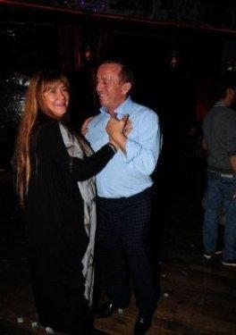 Ağaoğlu'nun oğluna süpriz doğum günü