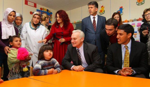 ABD büyükelçisi Suriye sınırında