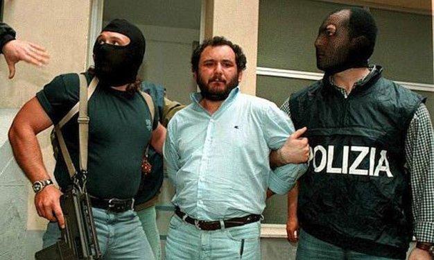 Tarihin en acımasız 10 mafya tetikçisi  