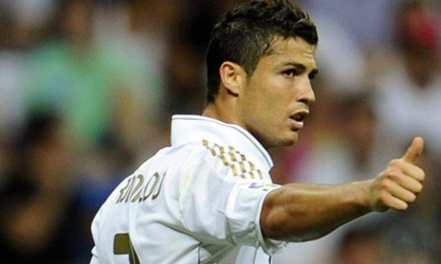Ronaldo'nun 13 farklı saç stili