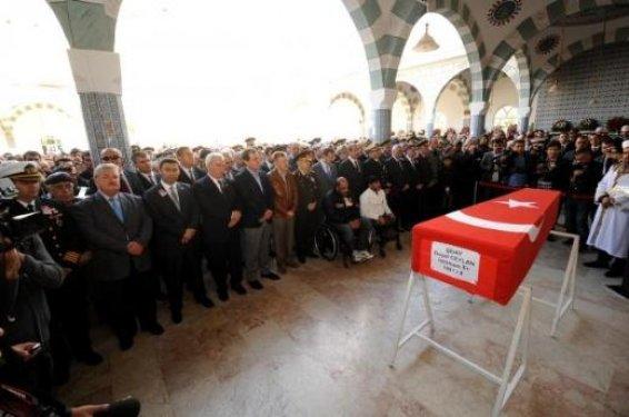 Şehit er Duyal Ceylan son yolculuğuna uğurlandı