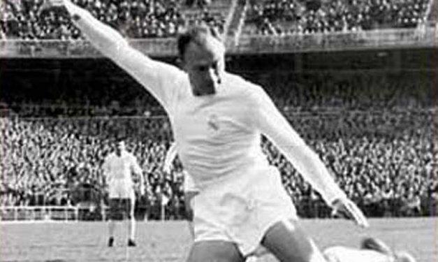 Her 10 yılın en iyi futbolcuları 