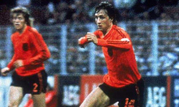 Her 10 yılın en iyi futbolcuları 