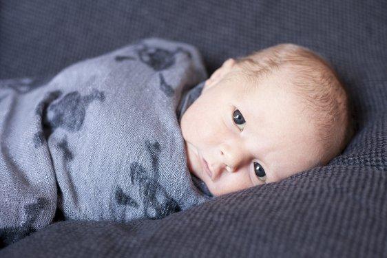 Pozlarıyla modellere taş çıkardılar