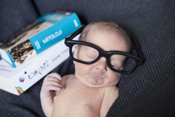 Pozlarıyla modellere taş çıkardılar