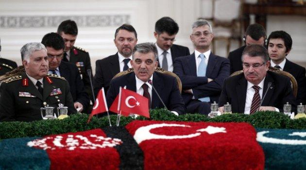 Türkiye-Afganistan-Pakistan üçlü zirve toplantısı