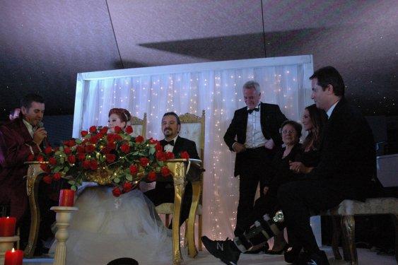 Yüksel Aytuğ'un düğününden çok özel fotoğraflar