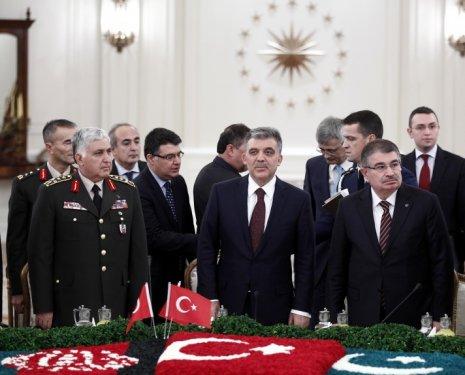 Türkiye-Afganistan-Pakistan üçlü zirve toplantısı