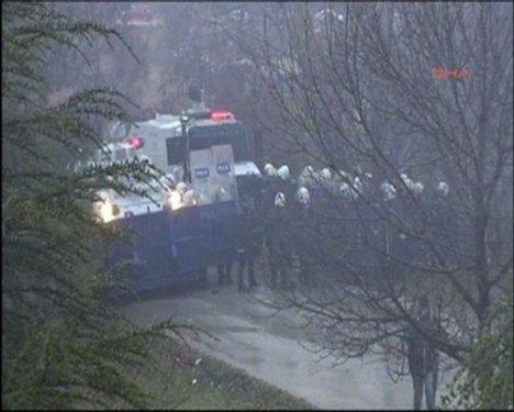 ODTÜ'de Başbakan Erdoğan'a protesto 