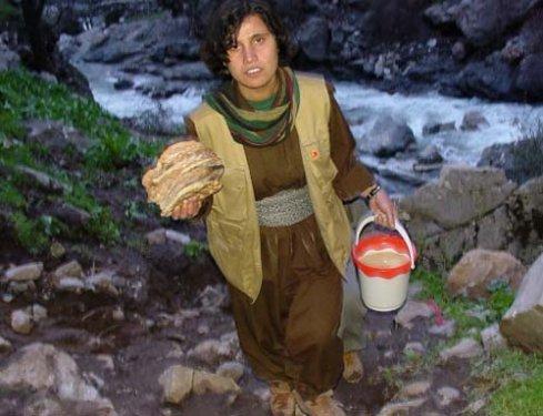 Yakalanan PKK'lının üzerinden çıkan fotoğraflar