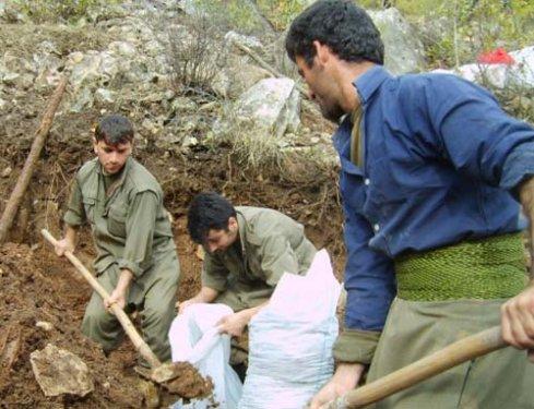 Yakalanan PKK'lının üzerinden çıkan fotoğraflar