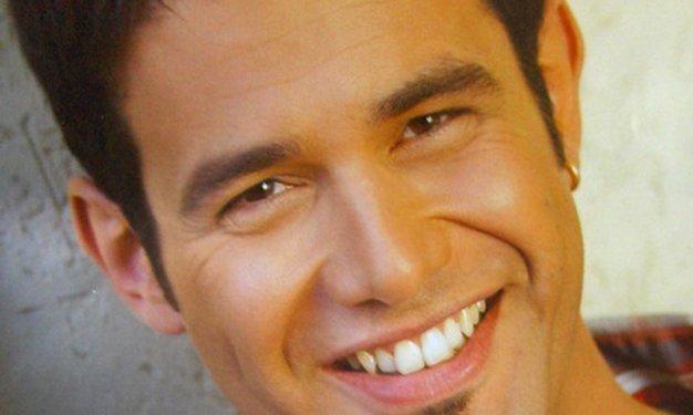 En güzel gülen ünlüler