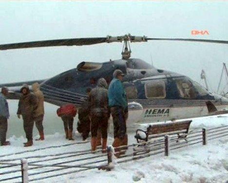 Sarıyer'de helikopter kaldırıma zorunlu iniş yaptı