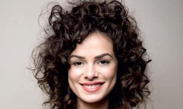 En güzel gülen ünlüler