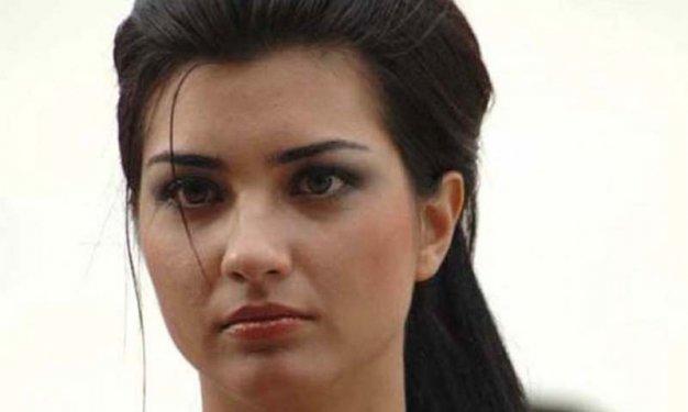 Türkiye'nin en güzel yüzlü ünlüleri - Resim 5