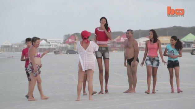 İşte dünyanın en uzun kızı