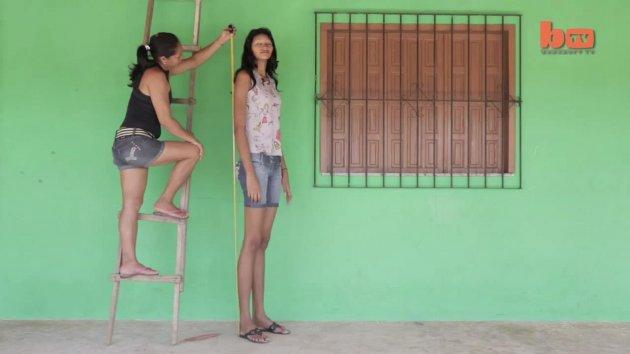 İşte dünyanın en uzun kızı