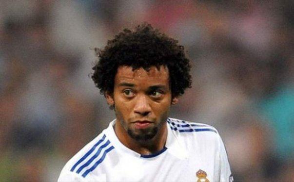 Dünyanın en iyi 100 futbolcusu