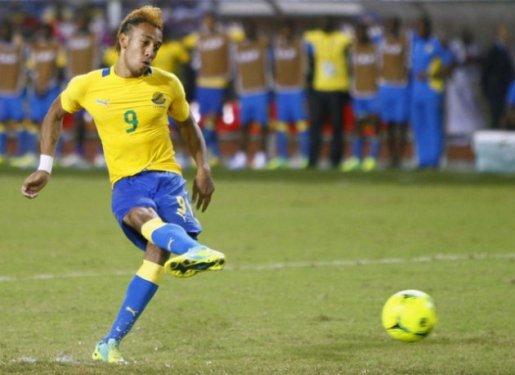 Dünyanın en iyi 100 futbolcusu