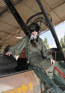 İsrail'in kadın askerleri