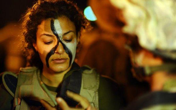 İsrail'in kadın askerleri
