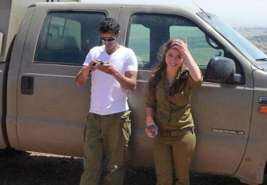 İsrail'in kadın askerleri