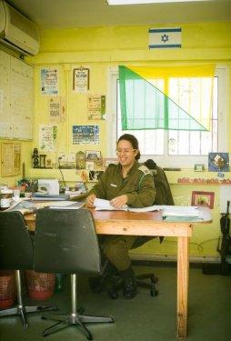 İsrail'in kadın askerleri