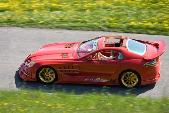 Mercedes'in kırmızı canavarı: SLR McLaren 999