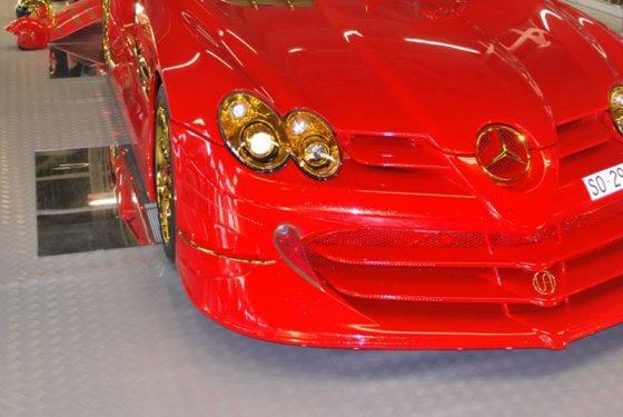 Mercedes'in kırmızı canavarı: SLR McLaren 999