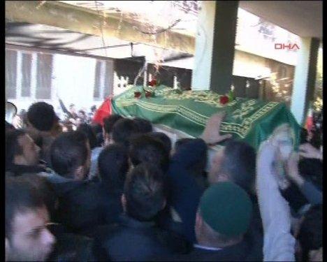  Şerafettin Elçi için Cizre'de cenaze töreni