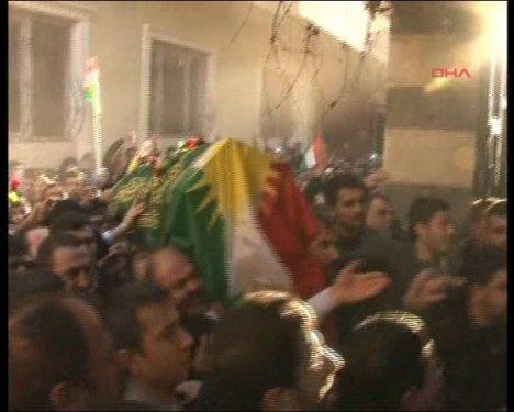  Şerafettin Elçi için Cizre'de cenaze töreni