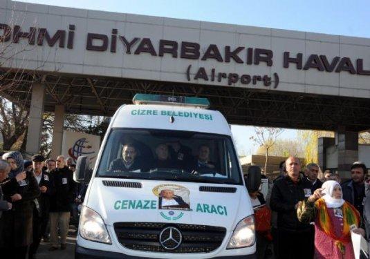 Şerafettin Elçi için Cizre'de cenaze töreni