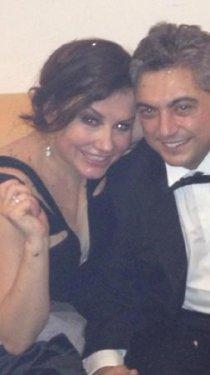 Deniz Seki nişanlandı