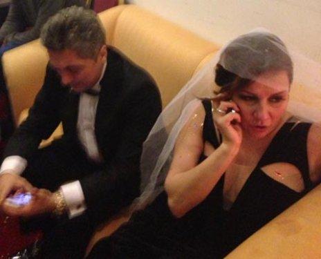 Deniz Seki nişanlandı